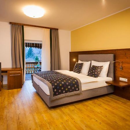 Gasthof Zum Forsthaus Hotell Fischbach Exteriör bild
